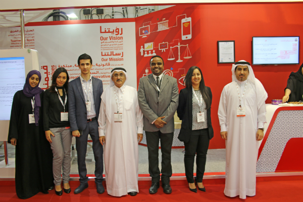 Legal Affairs Department Showcases Smart Services and Initiatives at Dubai International Government Achievements Exhibition