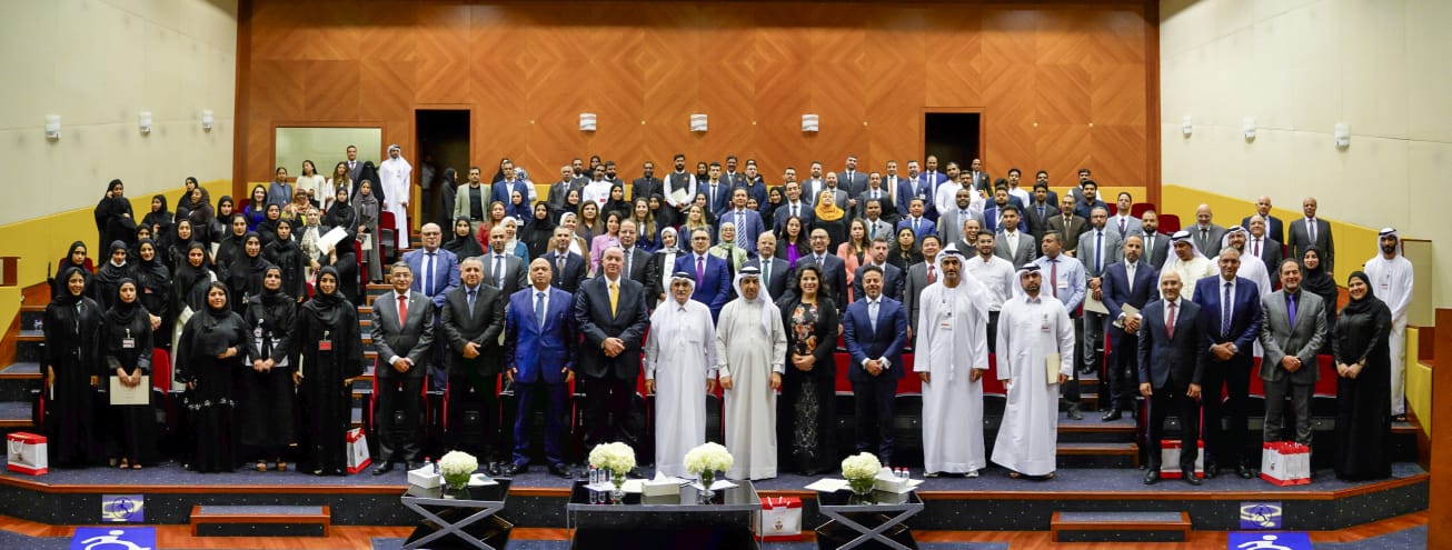 لتعزيز التنافسية في الأداء الحكومي  قانونية دبي تنظم حفلها السنوي لتكريم موظفيها