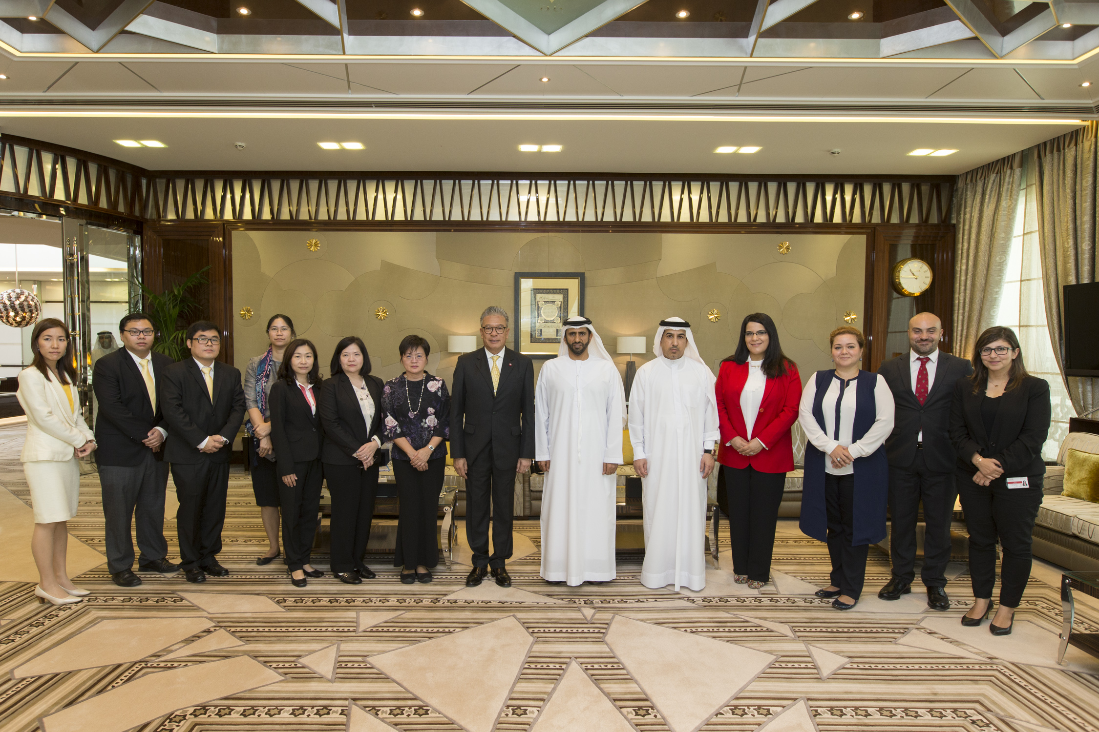 The Government of Dubai Legal Affairs Department briefed a Thai delegation on its experience in the legal sector